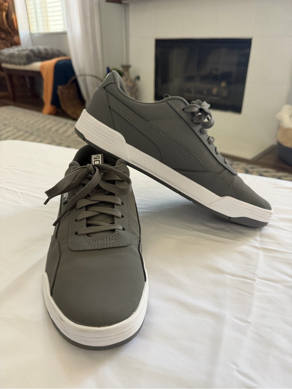 Puma Men's Gray Low-Top Lace-Up Sneakers